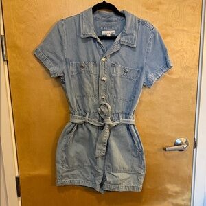 LOFT Light Blue Denim Romper with Button Front Size 6 Petite